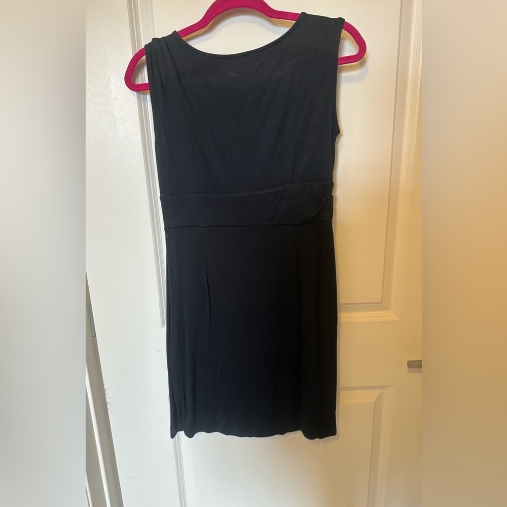Ann Taylor 6 petite navy knit sleeveless cowl neck dress. EUC - Picture 3 of 4